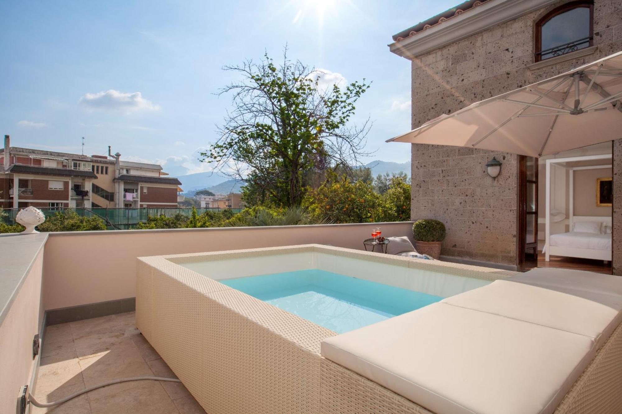 Amore Rentals - Villa Ebe Sorrento Exteriör bild