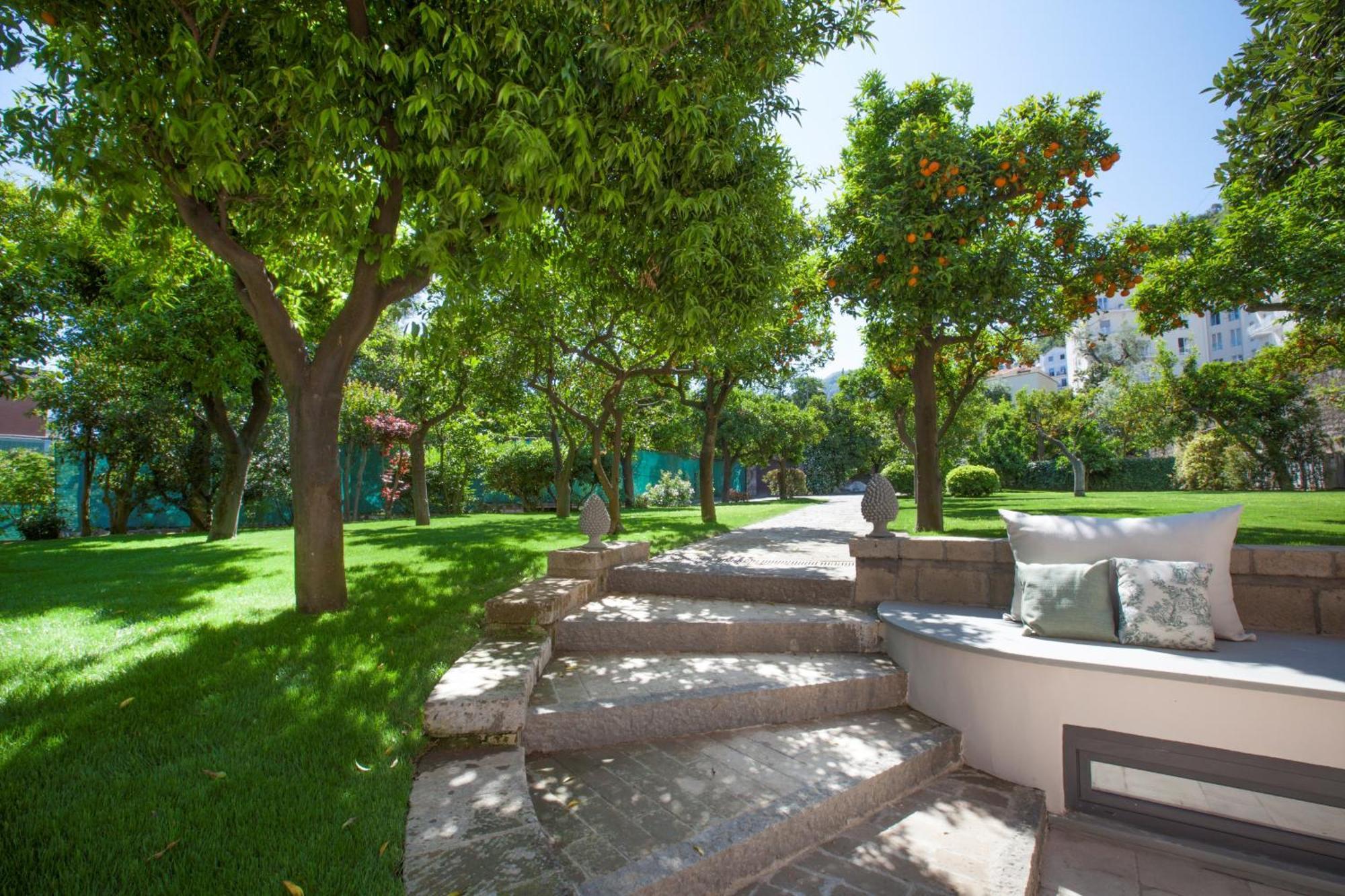 Amore Rentals - Villa Ebe Sorrento Exteriör bild