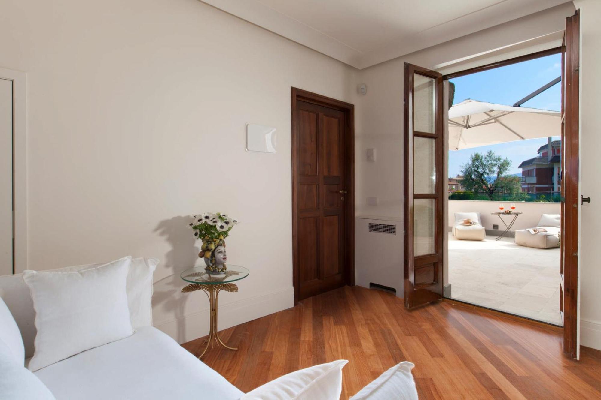 Amore Rentals - Villa Ebe Sorrento Exteriör bild