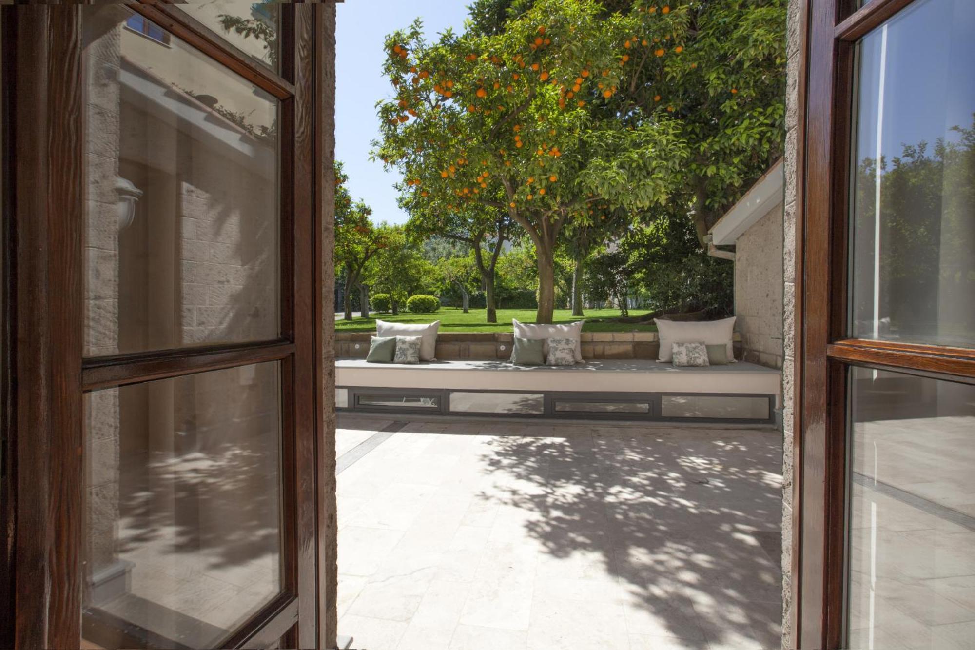 Amore Rentals - Villa Ebe Sorrento Exteriör bild
