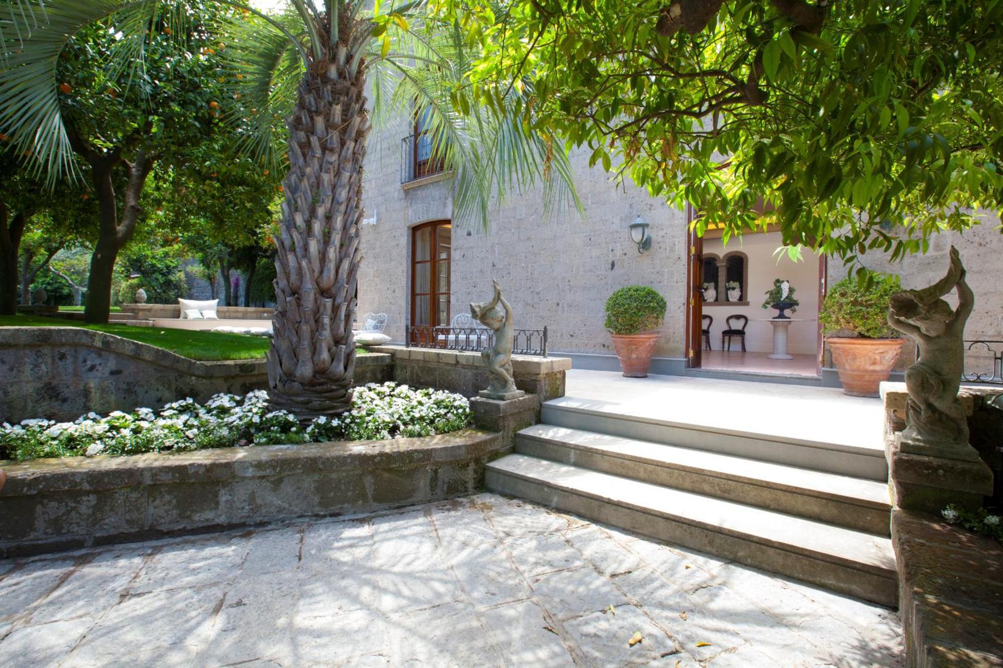 Amore Rentals - Villa Ebe Sorrento Exteriör bild